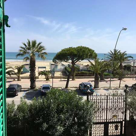 Ein Smeralda In Lido アパート